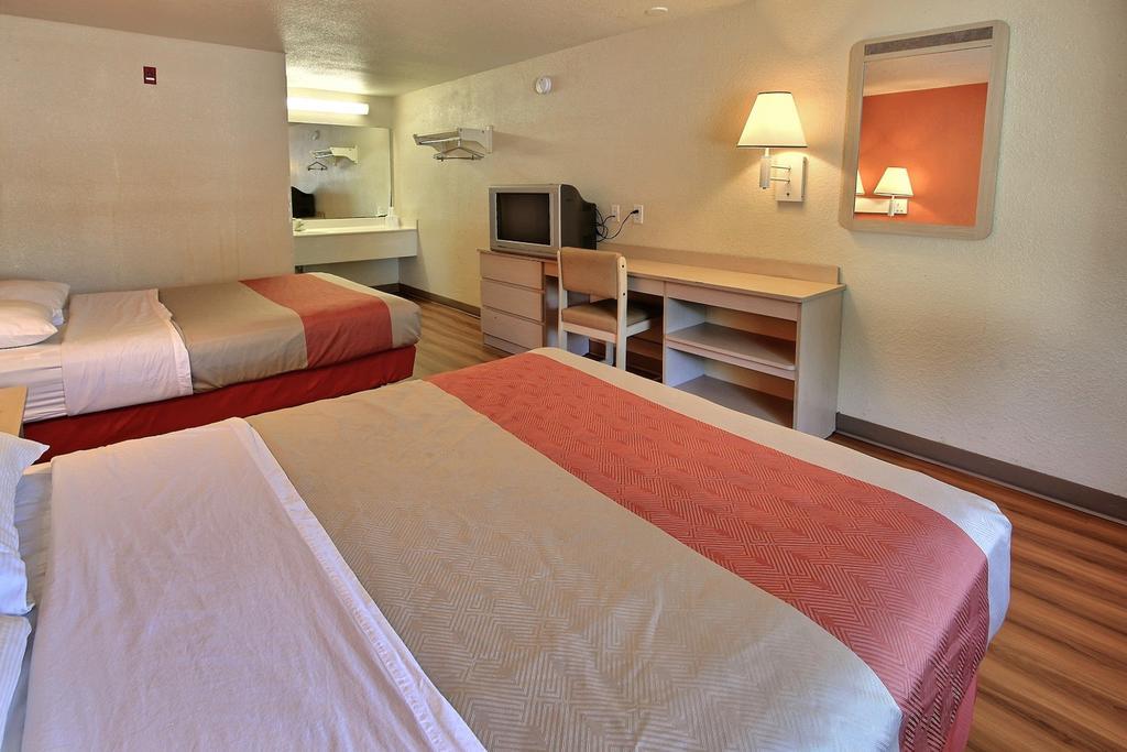 Motel 6-Newport News, Va Exteriér fotografie