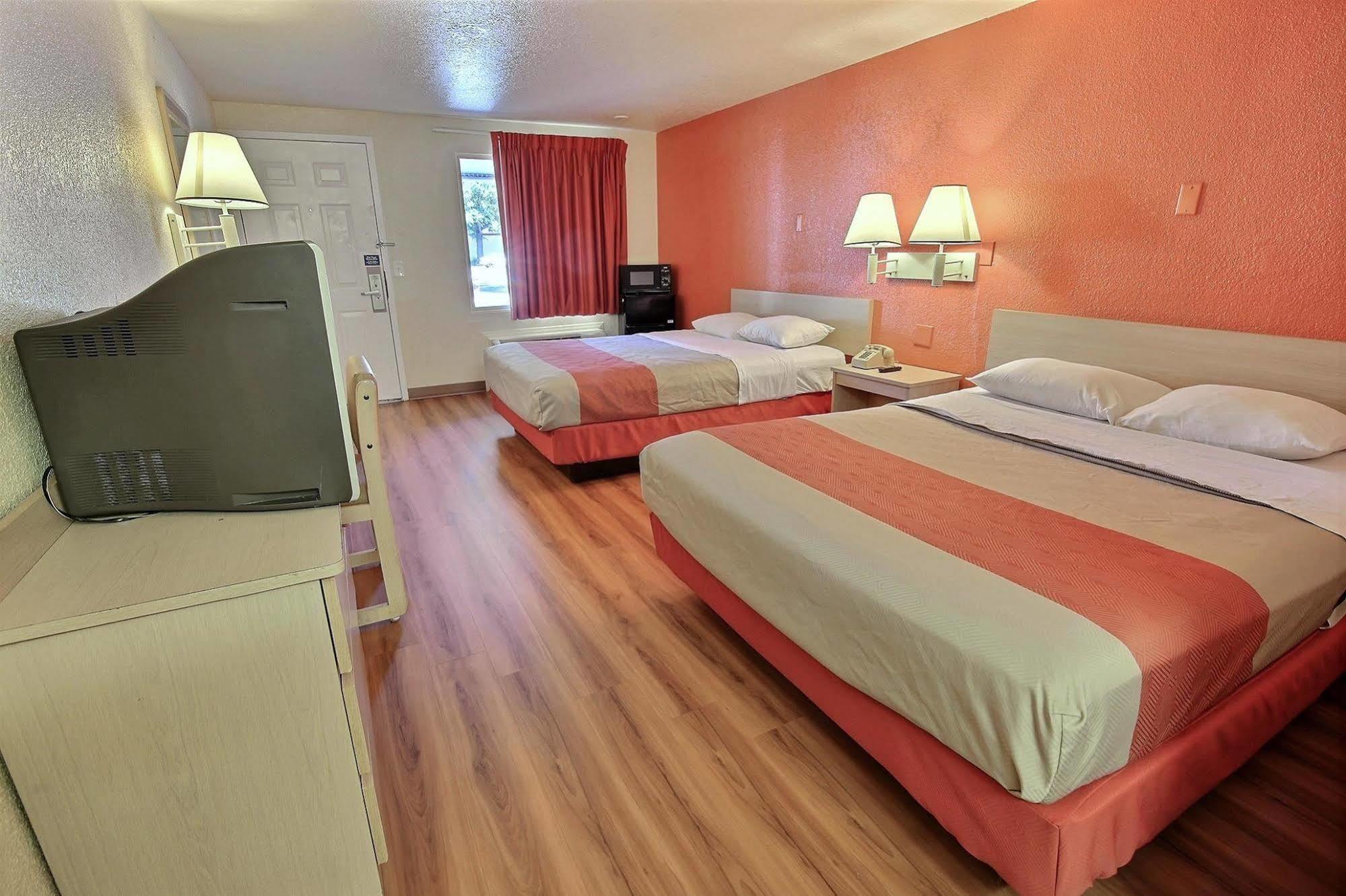 Motel 6-Newport News, Va Exteriér fotografie