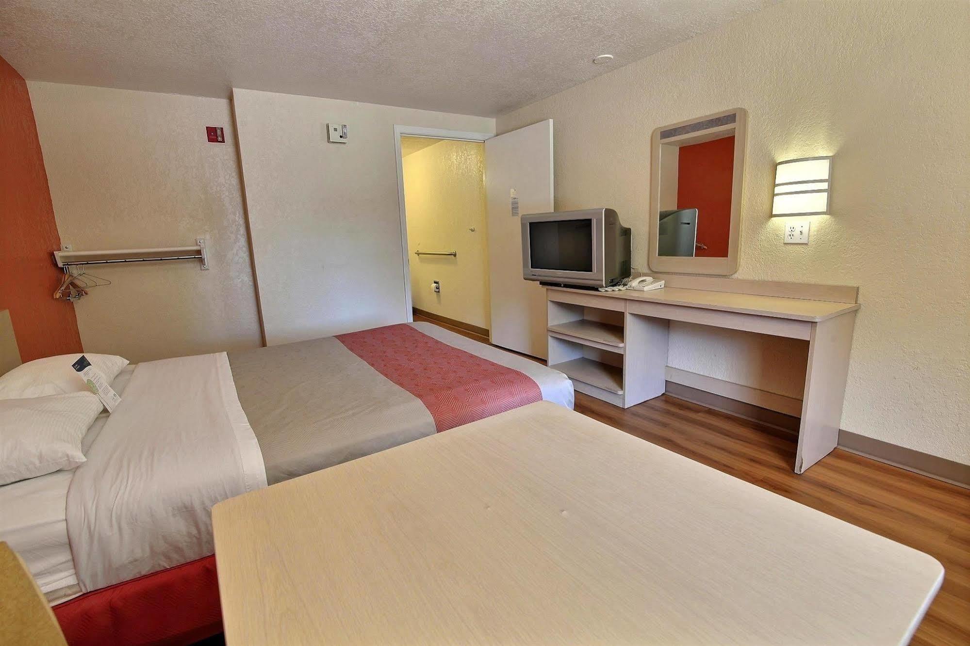 Motel 6-Newport News, Va Exteriér fotografie