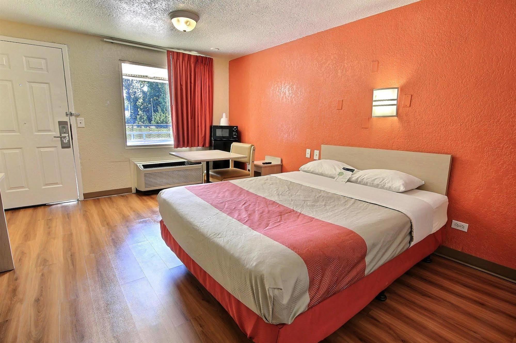 Motel 6-Newport News, Va Exteriér fotografie