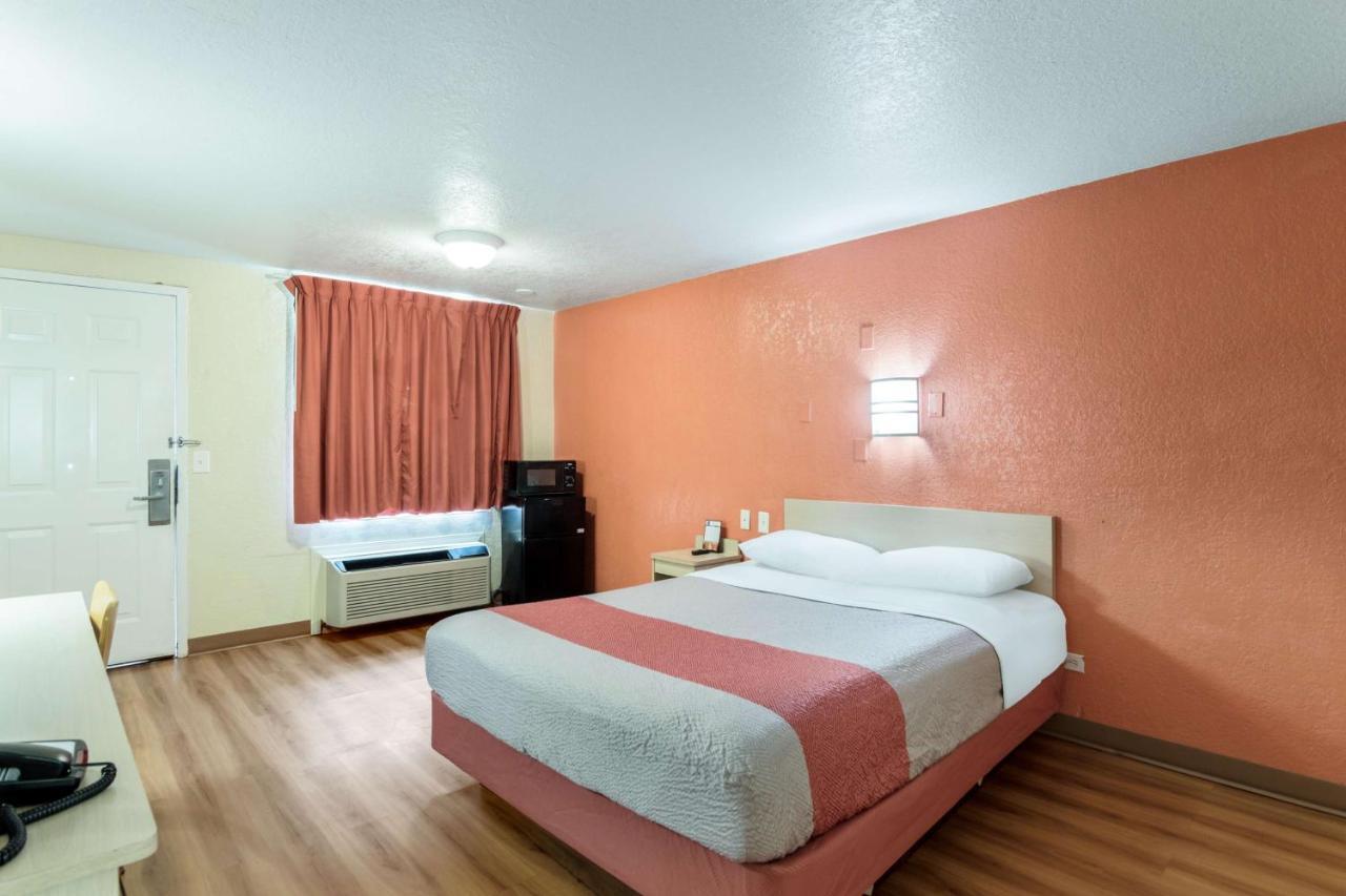 Motel 6-Newport News, Va Exteriér fotografie